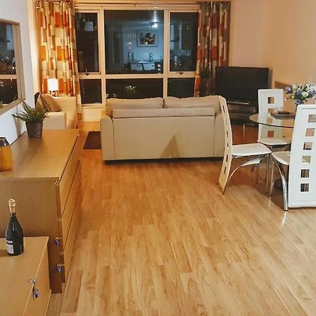 Marco Island -Very Spacious City Centre 1 Bedroom Apartment Nottingham Bagian luar foto